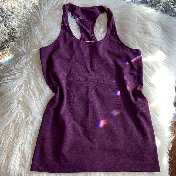 💞LULULEMON Athletica 💞nice top - Picture 3 of 13